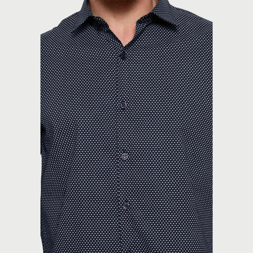 Chemise bleue élégante