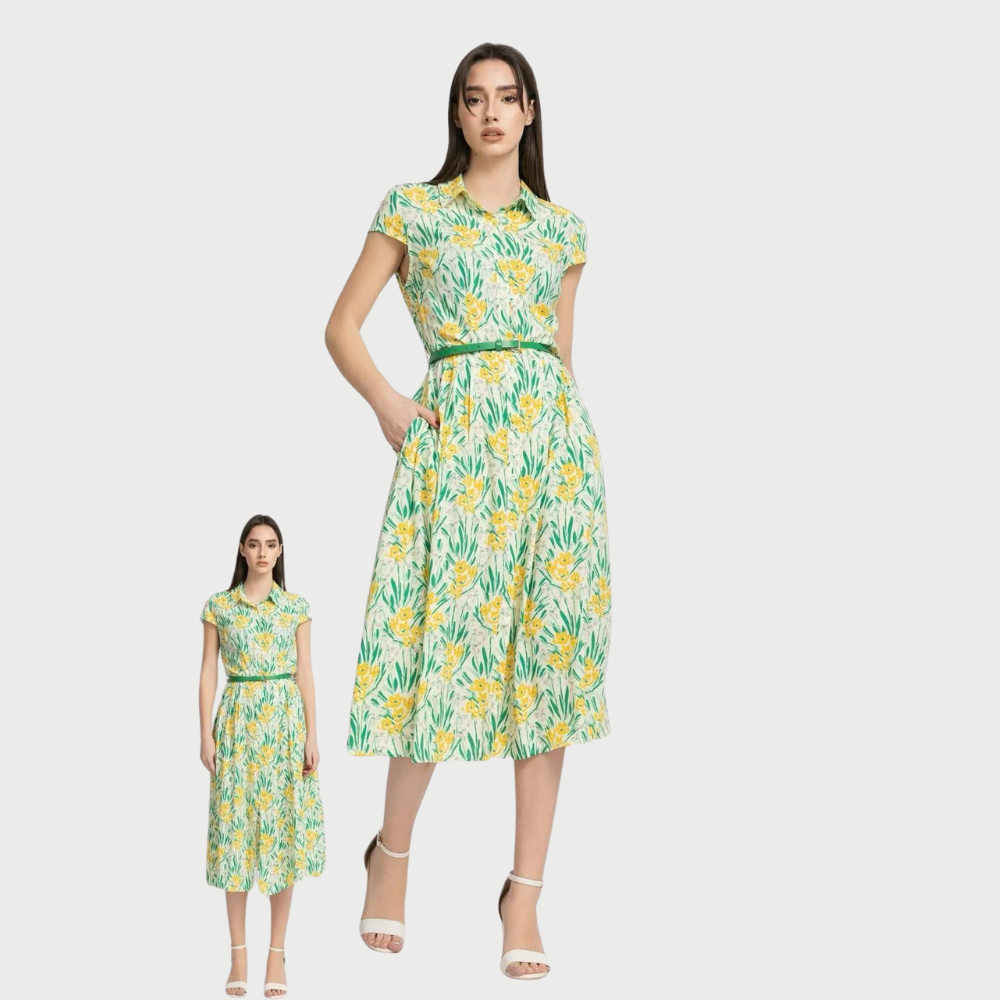 Robe ornée de fleurs
